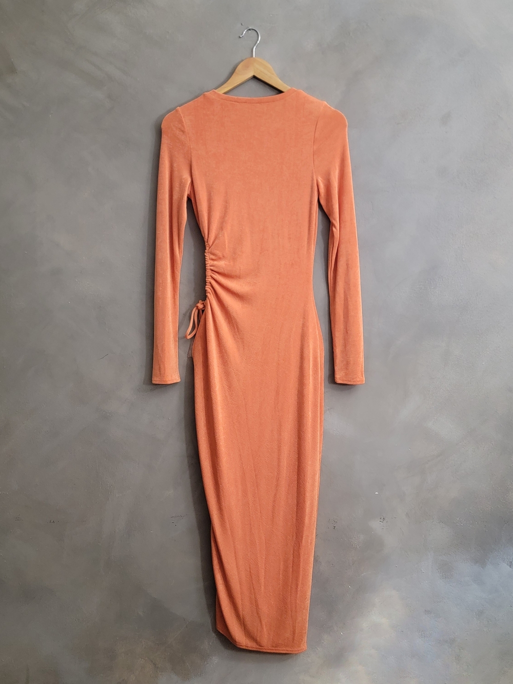 12th Tribe Long Sleeve Ruched Side Maxi Dress in Coral Orange Size M - Picture 6 of 8